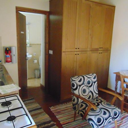 Charalambos Holiday Cottage 칼라바소스 외부 사진